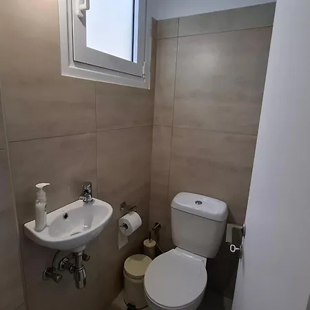 Antonys Sea View Ii * Τυρός