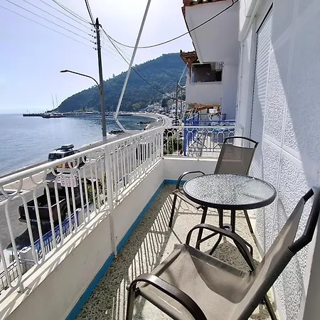 Antonys Sea View Ii דירה Tirós